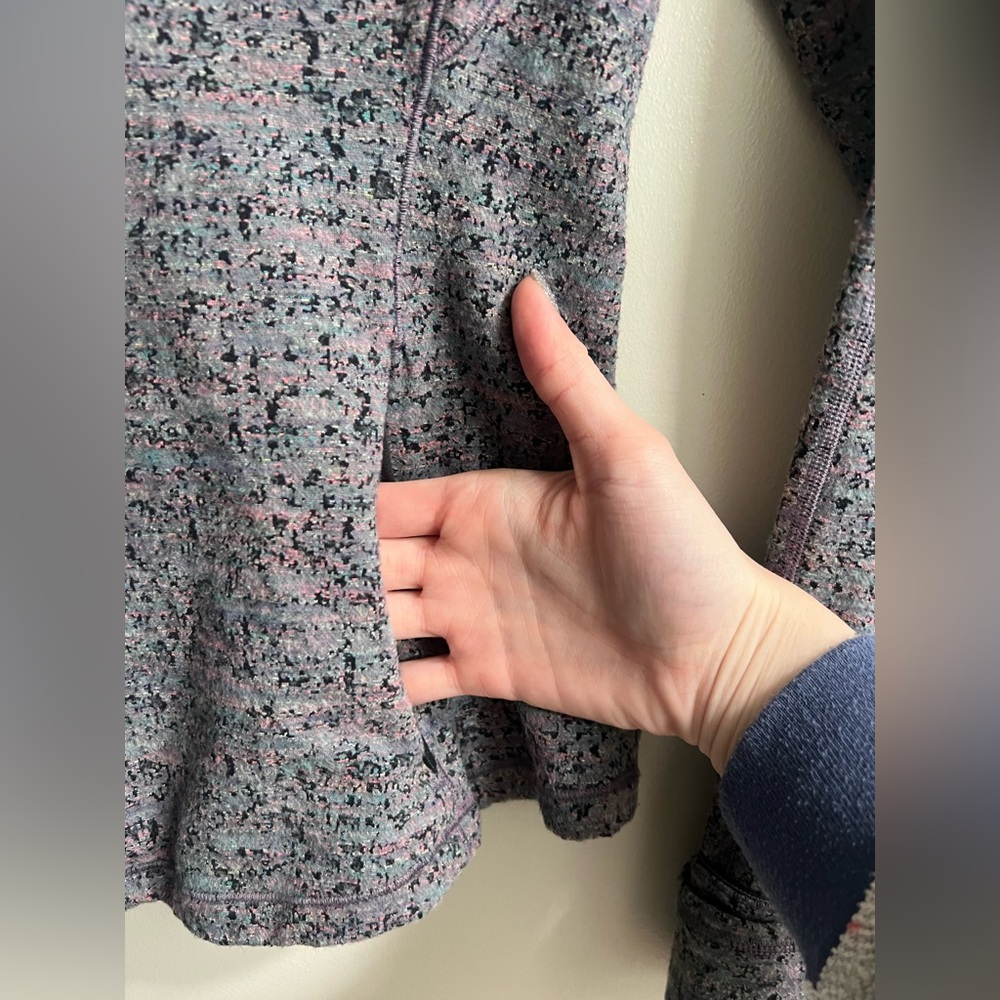 lululemon athletica | Women’s Multi-Color Heathered Gray Zip-Up Long Sleeve - Picture 5 of 15